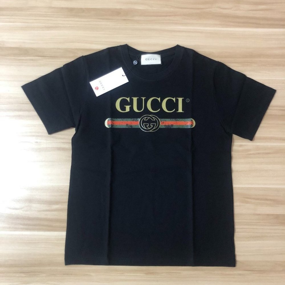 VINTAGE BLACK T SHIRT